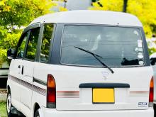 Daihatsu Hijet 2004 Van