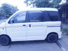 Daihatsu Hijet 2000 Van