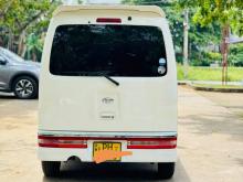 Daihatsu Hijet 2015 Van