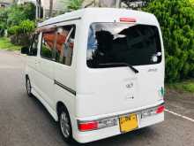 https://riyasewana.com/uploads/daihatsu-hijet-atrai-2017-246225412163.jpg