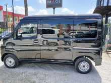 https://riyasewana.com/uploads/daihatsu-hijet-cargo-141135594462.jpg