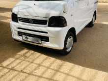 https://riyasewana.com/uploads/daihatsu-hijet-s200-12702574652.jpg