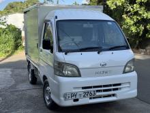 https://riyasewana.com/uploads/daihatsu-hijet-s201p-219274217015.jpg