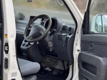https://riyasewana.com/uploads/daihatsu-hijet-s321-317170417513.jpg