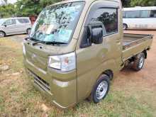 https://riyasewana.com/uploads/daihatsu-hijet-truck-2520473622102.jpg