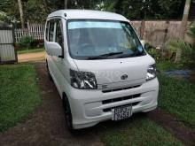 Daihatsu Hijet 2019 Van