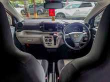 https://riyasewana.com/uploads/daihatsu-mira-19114937913.jpg
