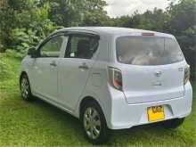 https://riyasewana.com/uploads/daihatsu-mira-1914082522752.jpg