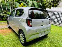 https://riyasewana.com/uploads/daihatsu-mira-2023-187421712054.jpg