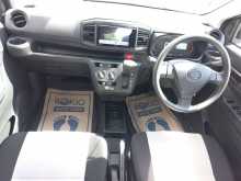 https://riyasewana.com/uploads/daihatsu-mira-271056544063.jpg
