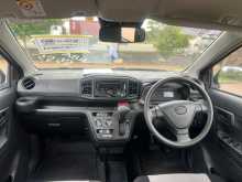 https://riyasewana.com/uploads/daihatsu-mira-es-16185403365.jpg