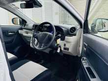 https://riyasewana.com/uploads/daihatsu-mira-es-2010083122723.jpg