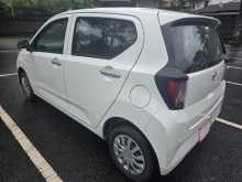 https://riyasewana.com/uploads/daihatsu-mira-es-2023-178254712552.jpg
