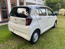 https://riyasewana.com/uploads/daihatsu-mira-es-2023-3022062312563.jpg