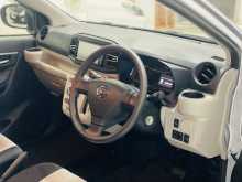 https://riyasewana.com/uploads/daihatsu-mira-es-21857144772.jpg
