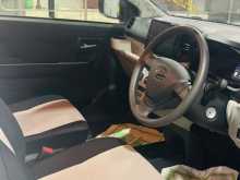 https://riyasewana.com/uploads/daihatsu-mira-es-3090307595.jpg