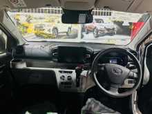 https://riyasewana.com/uploads/daihatsu-mira-es-3090307966.jpg