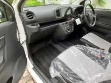 https://riyasewana.com/uploads/daihatsu-mira-es-31121124315.jpg