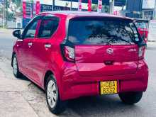 https://riyasewana.com/uploads/daihatsu-mira-es-5829434702.jpg
