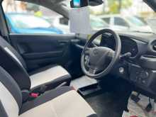 https://riyasewana.com/uploads/daihatsu-mira-l-1316101975.jpg