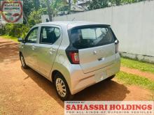 https://riyasewana.com/uploads/daihatsu-mira-l-1622381610785.jpg
