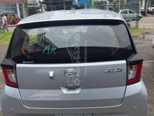 https://riyasewana.com/uploads/daihatsu-mira-safety-2023-141149531272349.jpg