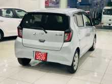 https://riyasewana.com/uploads/daihatsu-mira-x-3836494062.jpg