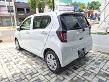 https://riyasewana.com/uploads/daihatsu-mira-x-4155537552.jpg
