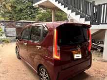 https://riyasewana.com/uploads/daihatsu-move-custom-2016-1523274212882.jpg
