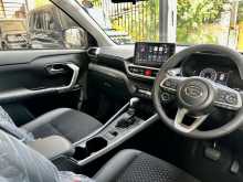 https://riyasewana.com/uploads/daihatsu-rocky-raize-2025-309355612623.jpg