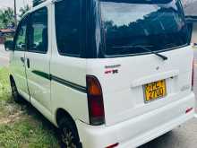 https://riyasewana.com/uploads/daihatsu-s-200-2010-214132712622.jpg