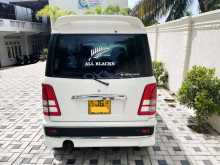 https://riyasewana.com/uploads/daihatsu-s200-2000-2822132412312.jpg
