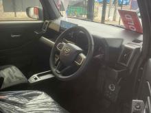 https://riyasewana.com/uploads/daihatsu-taft-g-1514041424441.jpg