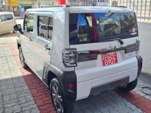 https://riyasewana.com/uploads/daihatsu-taft-g-181529216384.jpg