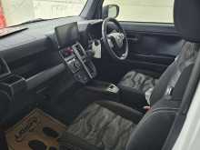 https://riyasewana.com/uploads/daihatsu-taft-g-41342104902.jpg