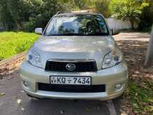 Daihatsu Terios 2011 SUV