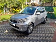 Daihatsu Terios 2011 SUV
