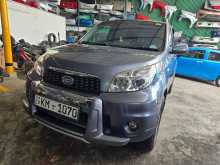 Daihatsu Terios 2010 SUV