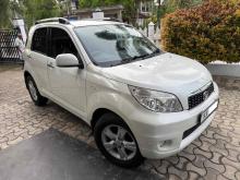 Daihatsu Terios Premium 2013 SUV