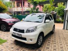 Daihatsu Terios Premium 2010 SUV