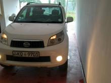 Daihatsu Terios Premium 2011 SUV