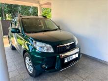 Daihatsu Terios Premium 2011 SUV