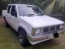 https://riyasewana.com/uploads/datsun-pick-up-1980-921061112621.jpg