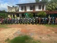 https://riyasewana.com/uploads/demak-dtm-24820374832.jpg