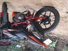 https://riyasewana.com/uploads/demak-dzr-120-411514713853.jpg