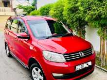 DFSK Glory 330 2016 SUV