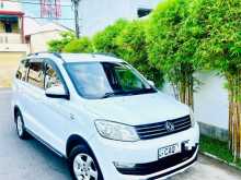 DFSK Glory 330 2016 SUV