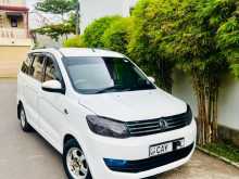 DFSK Glory 330 VVT 2018 SUV