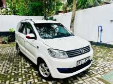 DFSK Glory 330 VVT 2018 SUV