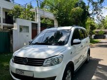 DFSK Glory 330 2019 SUV